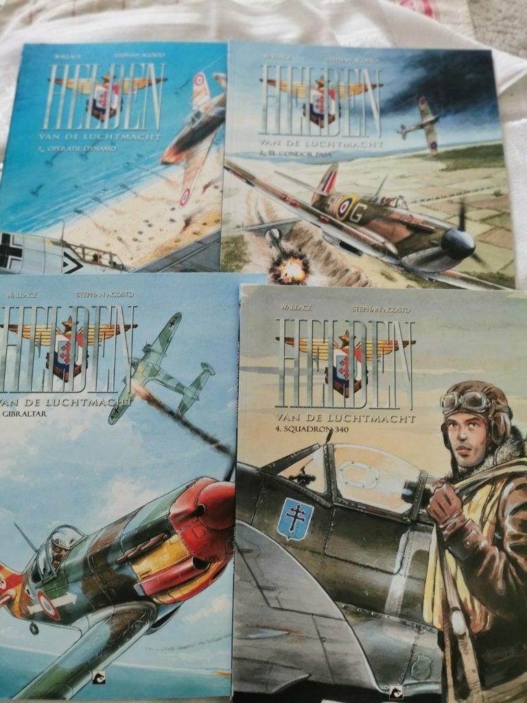 Helden van de luchtmacht 1-2-3-4 SC, Livres, BD, Plusieurs BD, Enlèvement ou Envoi, Comme neuf