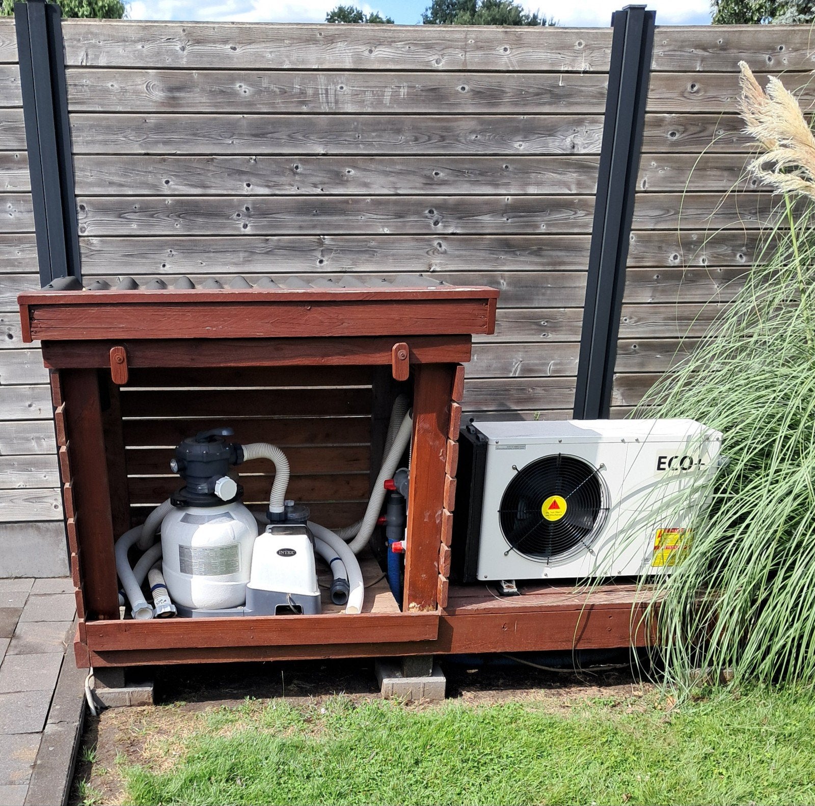 Zandfilter en warmtepomp eco+5 en Bypass warmtepomp, Tuin en Terras, Ophalen