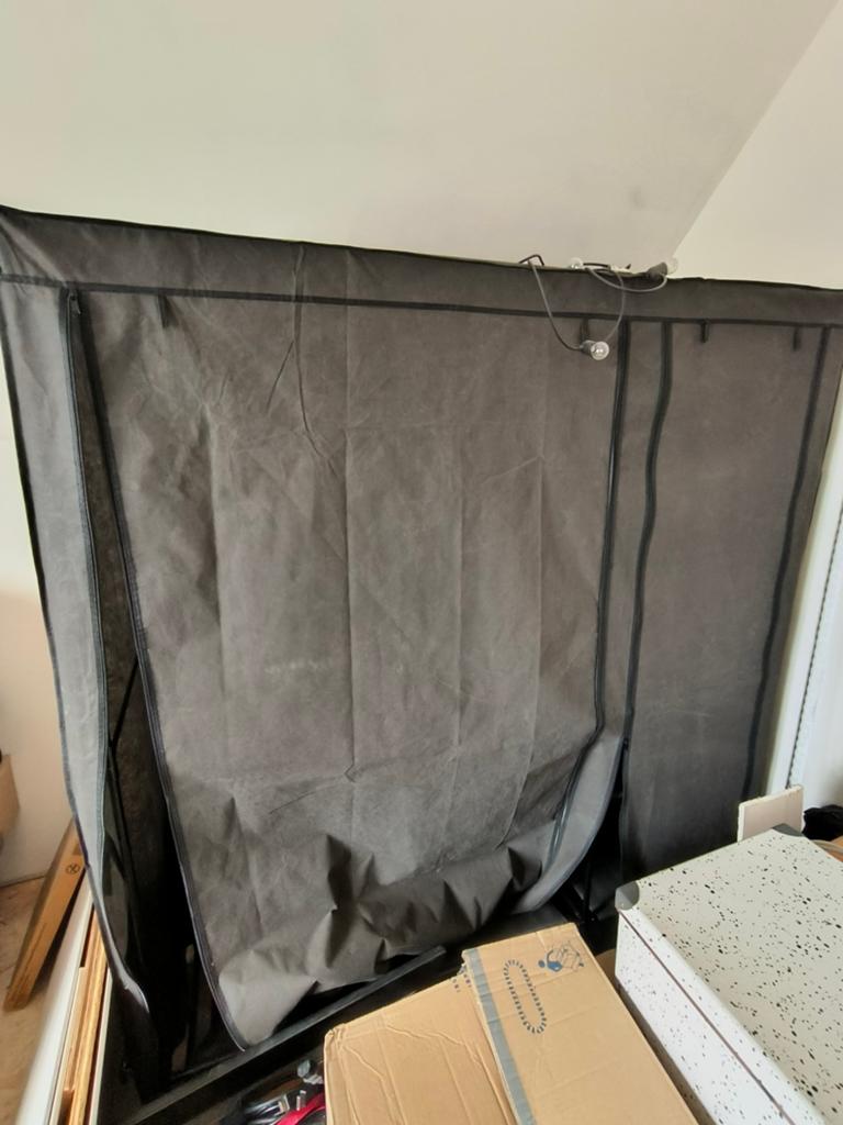 Kledingkast JYSK metalen frame met hoes, Enlèvement, Comme neuf, Métal