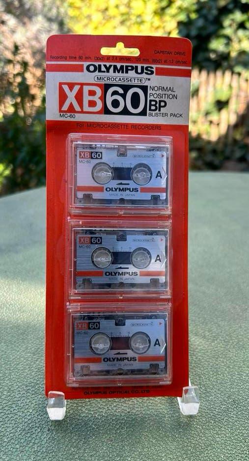 lot de 3 microcassettes Olympus XB-60 sous blister, Enlèvement ou Envoi, Comme neuf