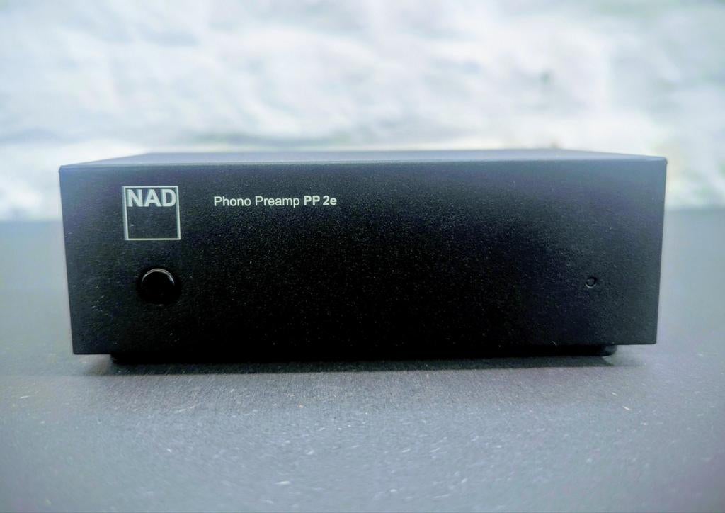 NAD pp2e (pré ampli phono), Audio, Tv en Foto, Decoders en Harddiskrecorders