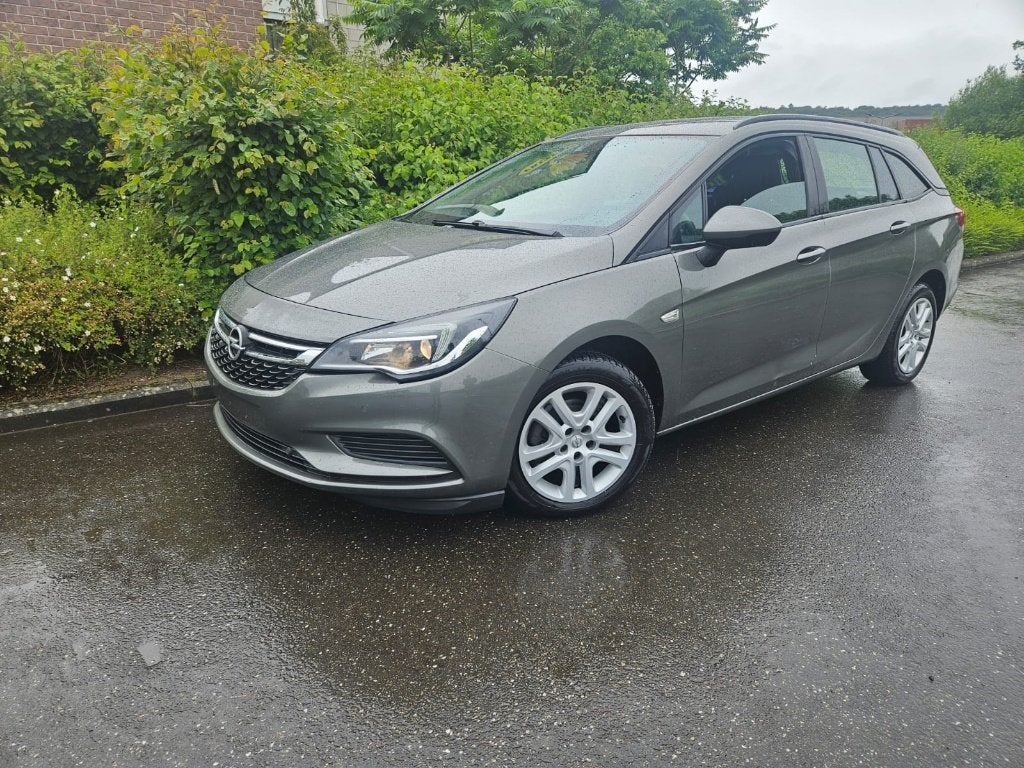 Opel Astra 1.6 CDTi ️CLIM GPSCT OK+ CAR-PASS, Autos, Achat, Euro 6, Entreprise, Boîte manuelle