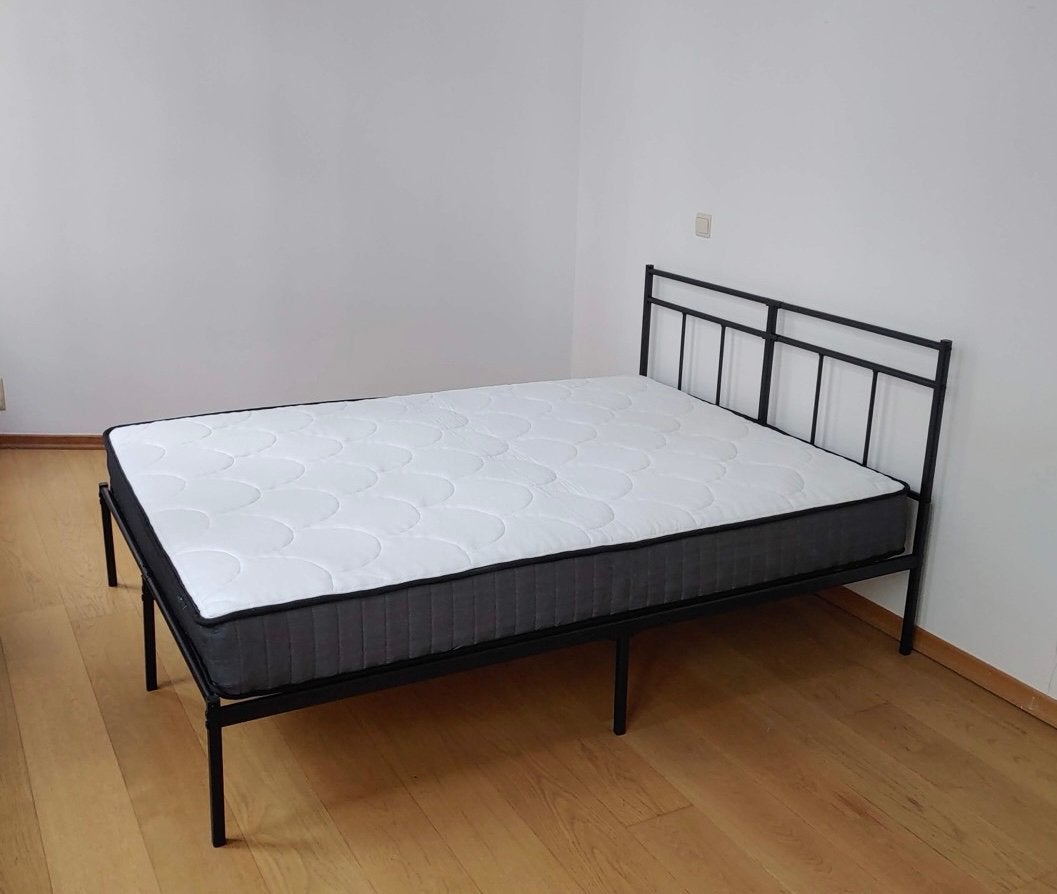 Zinus Hybride Matras 140cm (mattress only), Huis en Inrichting, Ophalen, Wit, Tweepersoons, 140 cm