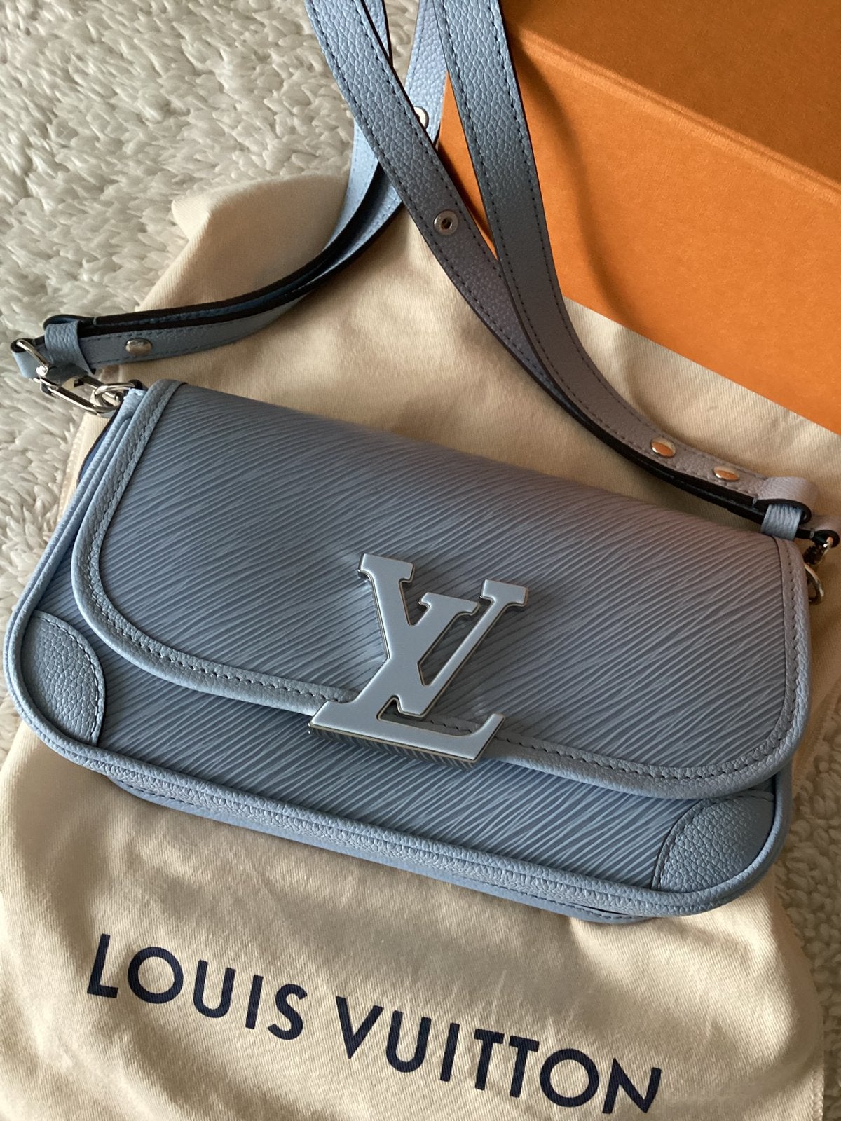 Crossbody *Louis Vuitton, Ophalen, Zo goed als nieuw, Leer