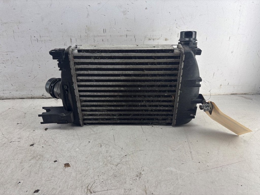 INTERCOOLER Clio IV Estate / Grandtour (7R) (|144963014R|), Gebruikt, Renault, Peter-Huppertz-Straße 5
51063  Köln, DE, Dialog.deutschland@renault.de