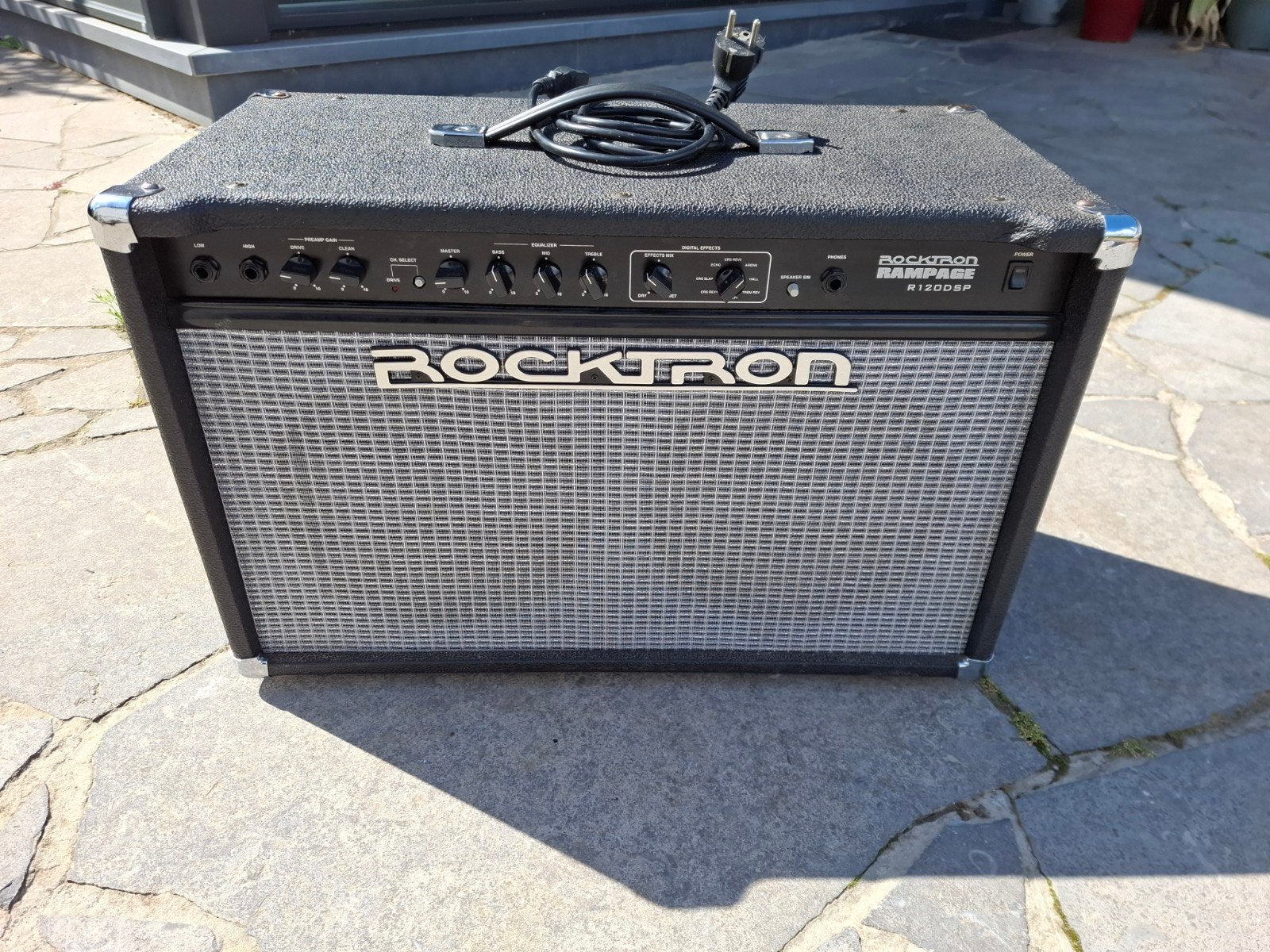 Rocktron rampage r120dsp, Ophalen