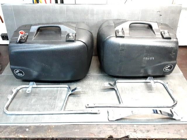 VL1500 2001 - 2012, 1998 - 2000 Suzuki Koffers D1-60680, Motoren, Onderdelen | Suzuki