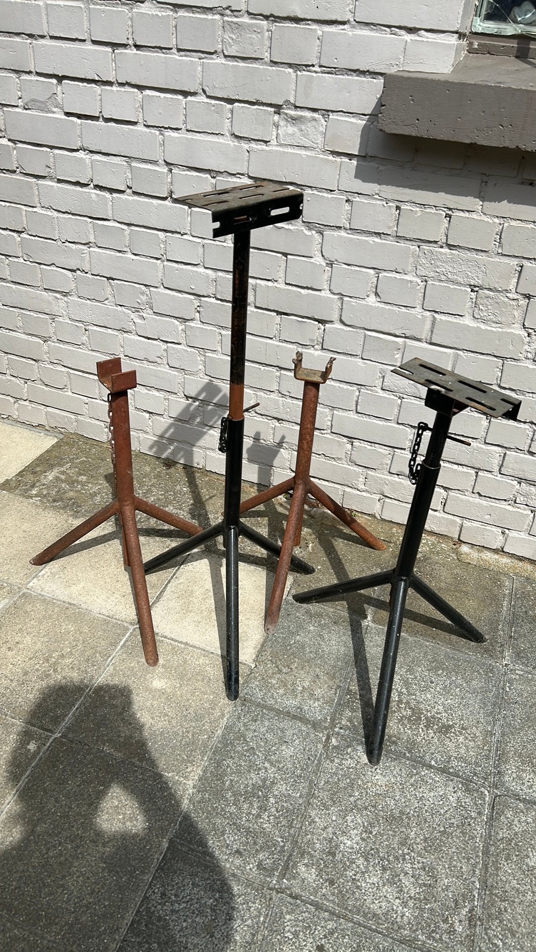 4 chandelles ou trépieds, Enlèvement ou Envoi, Comme neuf