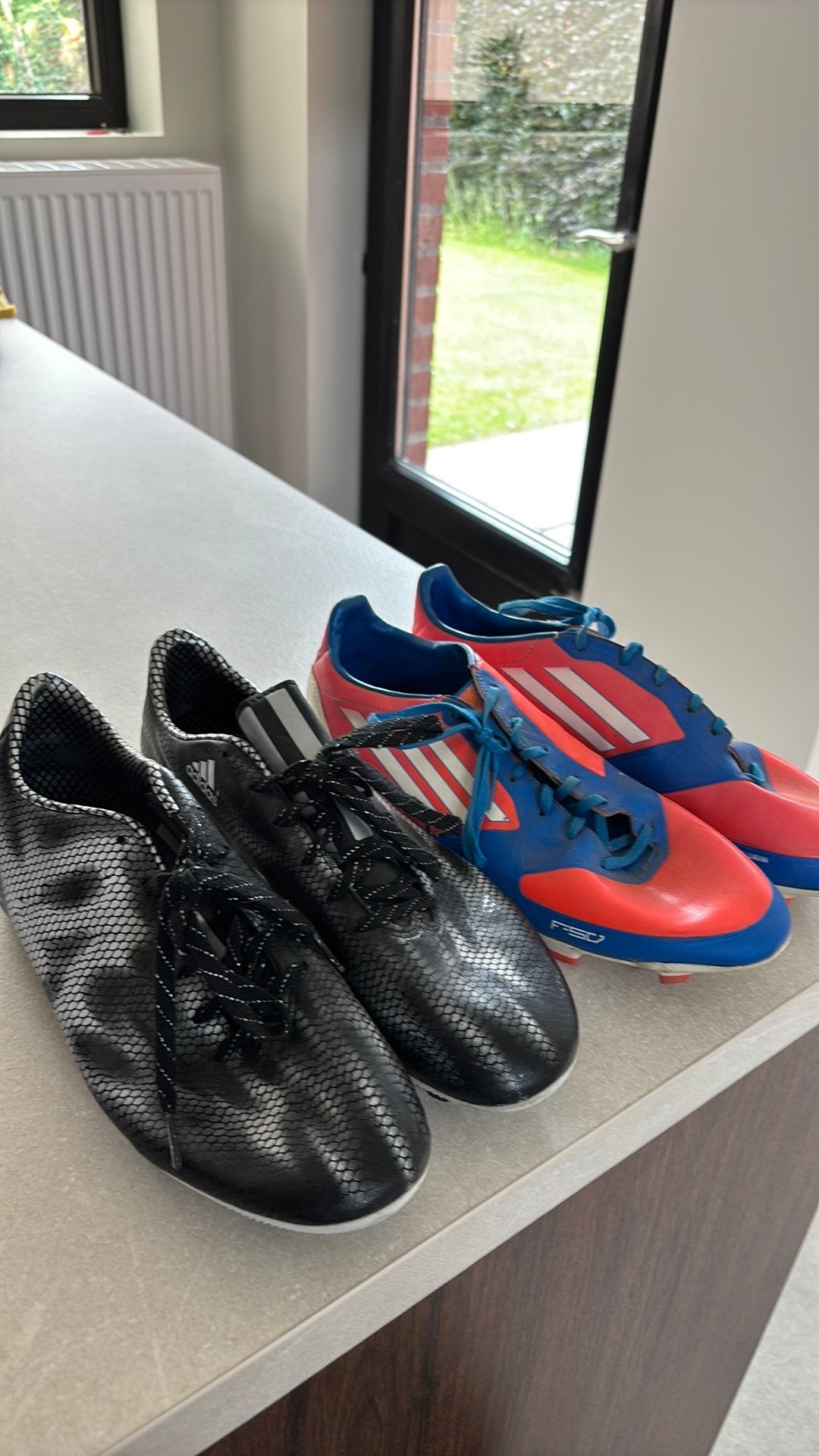 Adidas voetbalschoenen F10 F50, Sport en Fitness, Voetbal, Ophalen, Gebruikt, Schoenen