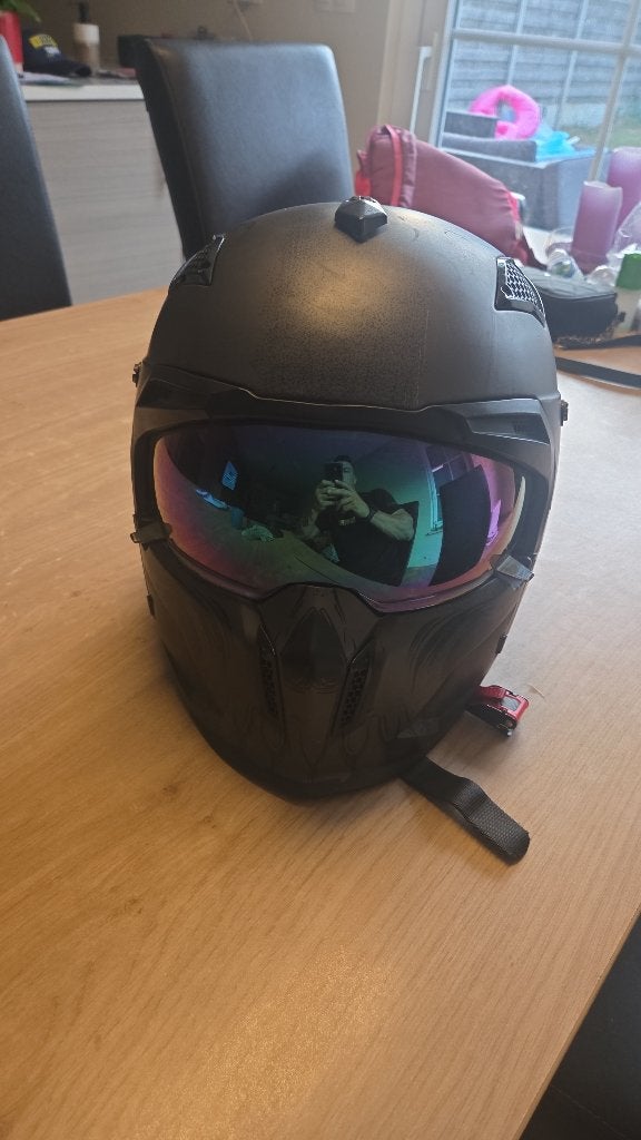 Motorhelm mt zwart rood, Motoren, Overige merken, Heren, Ophalen of Verzenden, Integraalhelm