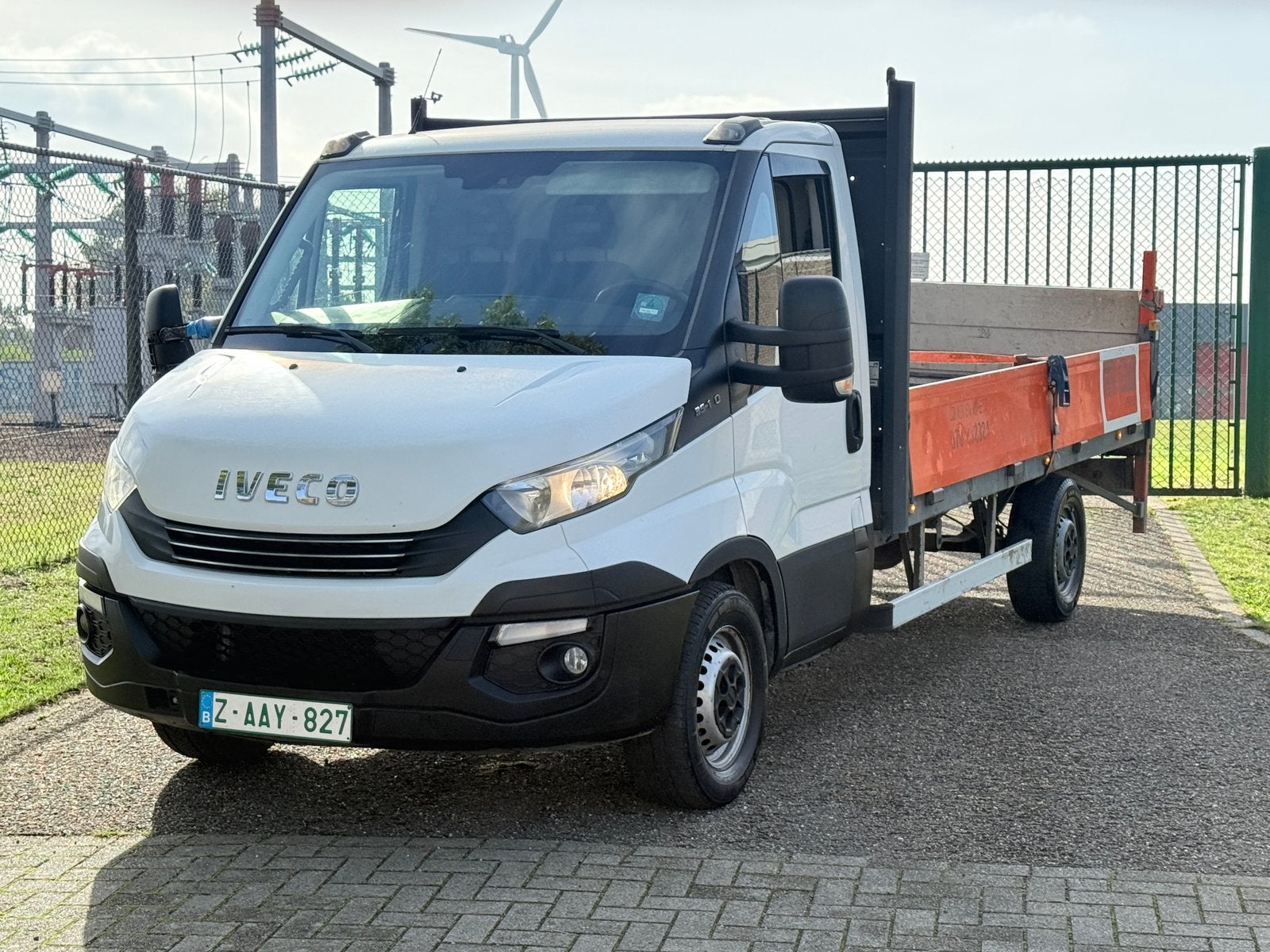 Iveco Daily automaat 2018 2.3 291.000 km srart en rijd goed, Auto's, Iveco, Wit, Particulier, 2 deurs
