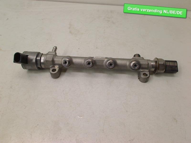BRANDSTOFVERDELER Volkswagen Passat (3G2) (04L130089G), Gebruikt, Volkswagen, Volkswagen AG, Kundenbetreuung@volkswagen.de