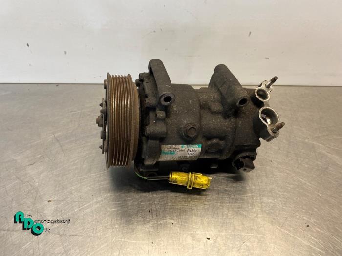 Pompe clim d'un Peugeot 207 (207 06-), Autos : Pièces & Accessoires, Autres pièces automobiles, Peugeot, Utilisé, 3 mois de garantie