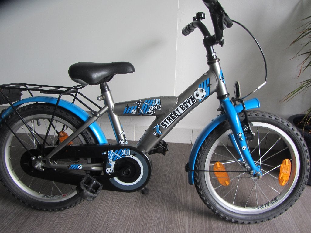 Super Mooie 16 inch jongen 4-6j Kids Bike Fun, Fietsen en Brommers, Ophalen