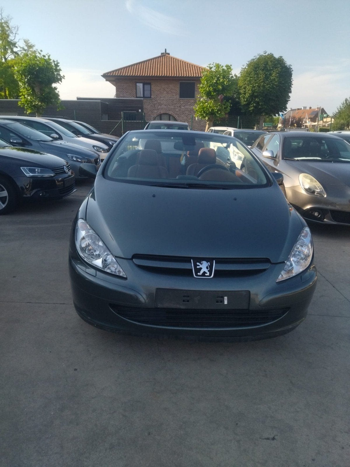 Peugeot 307cc 1.6 benzine 170.000km 81kw cabrio 2 deurs, Auto's, Voorwielaandrijving, Beige, Cabriolet, 1600 cc