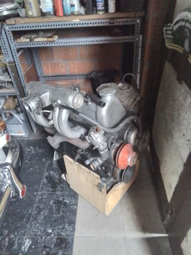 Motor mercedes 190 200 diesel om621 w110 ponton, Ophalen, Gereviseerd, Mercedes-Benz
