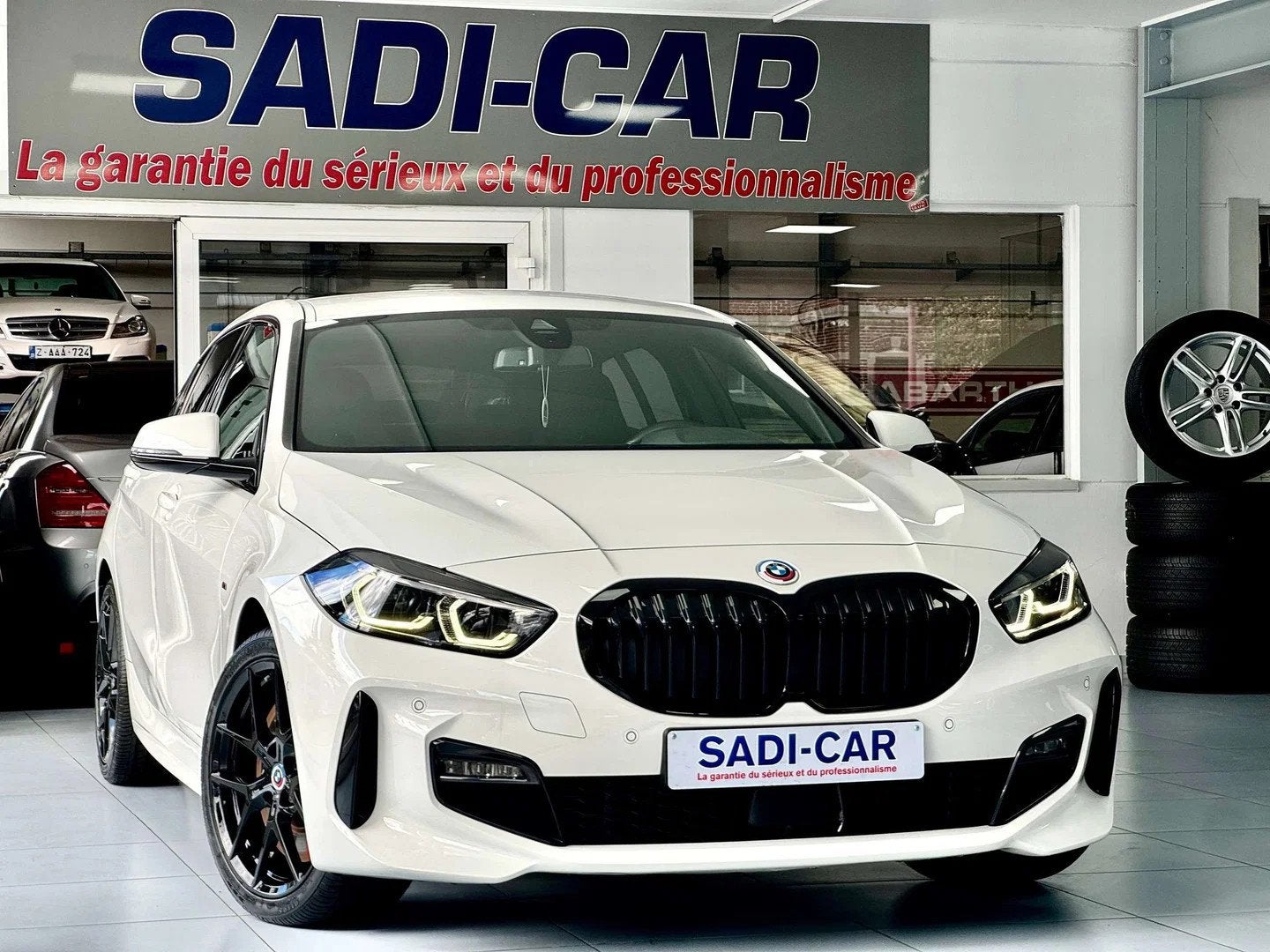 BMW 1 Serie 118 dAS 150cv INDIVIDUAL SHADOW LINE - M SPORT E, Auto's, Automaat, 1 Reeks, 4 cilinders, Alcantara
