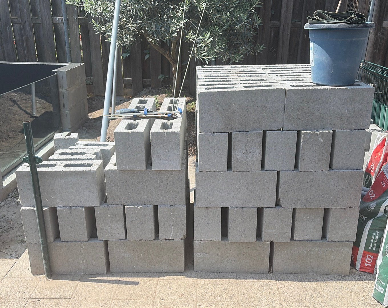 Holle betonblokken, Doe-het-zelf en Bouw, Metselstenen, Ophalen, Nieuw, Beton