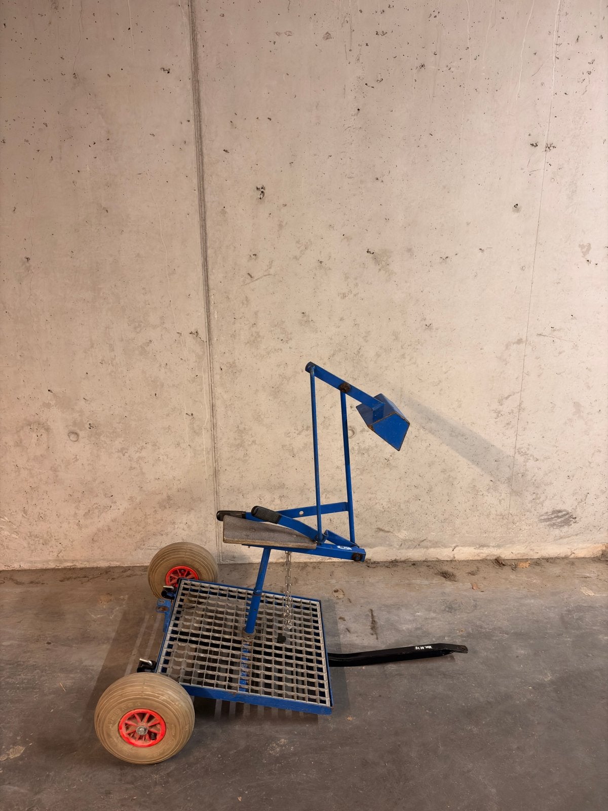 BERG SKELTER/GOKART kar met kraan en bak, Ophalen, Zo goed als nieuw, Berg