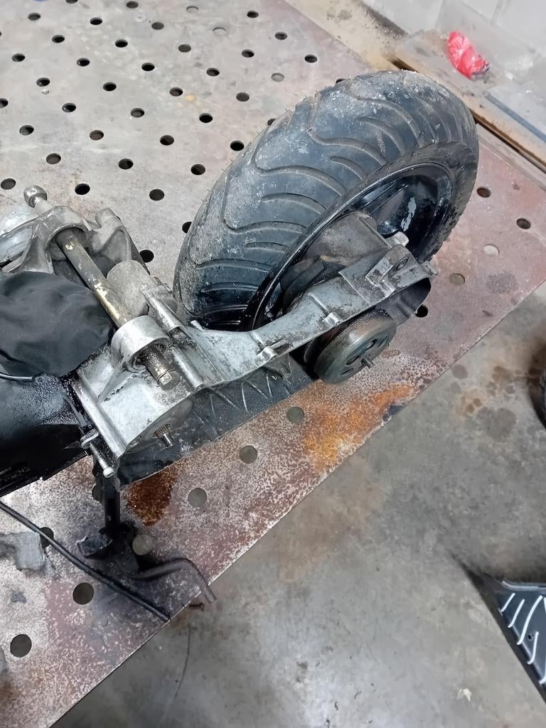 Mbk booster blok 50 cc, Enlèvement