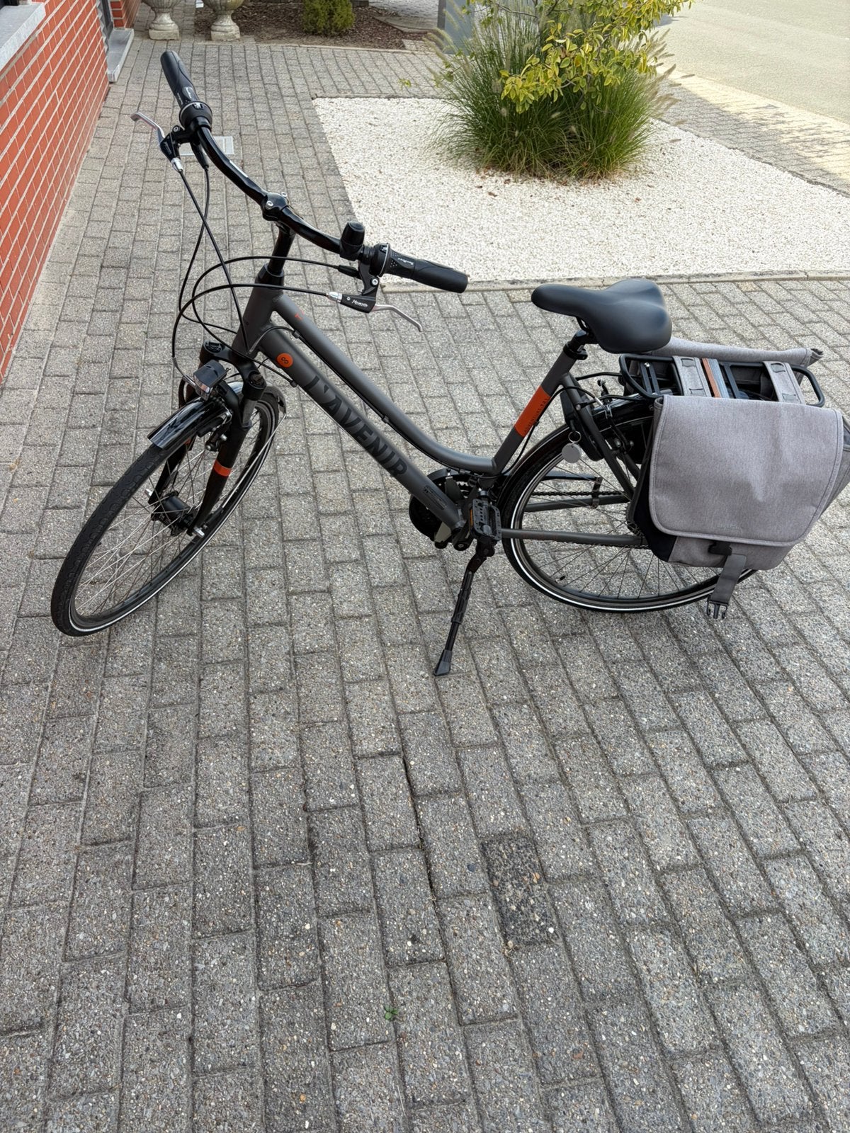 Dames stads sport fiets, Ophalen, Zo goed als nieuw