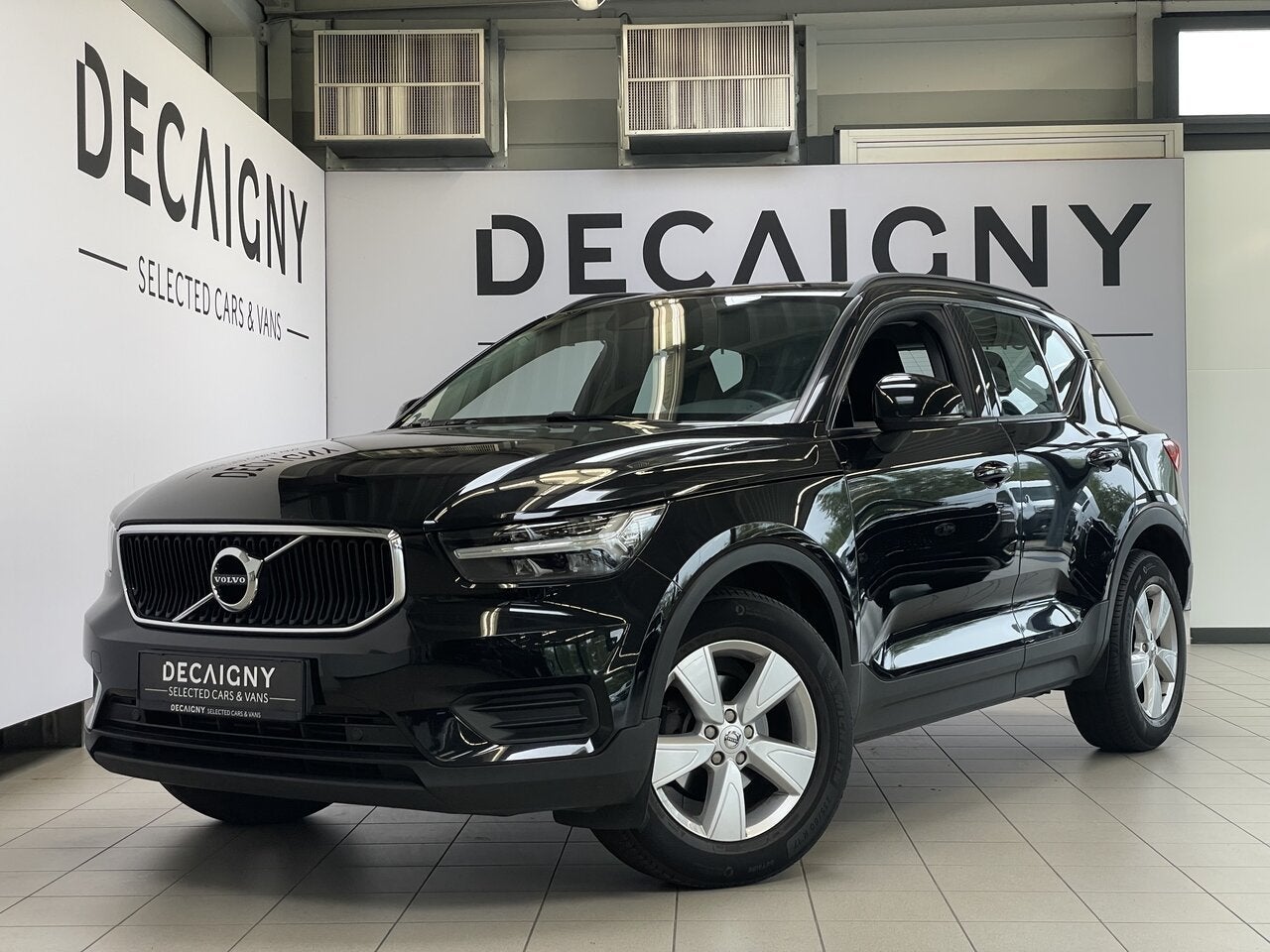 Volvo XC 40 T2 Momentum *Camera*Carplay, Auto's, 0 kg, https://public.car-pass.be/vhr/78aa8ea5-ad57-4512-9675-af5ecb7a25c3, 0 kg