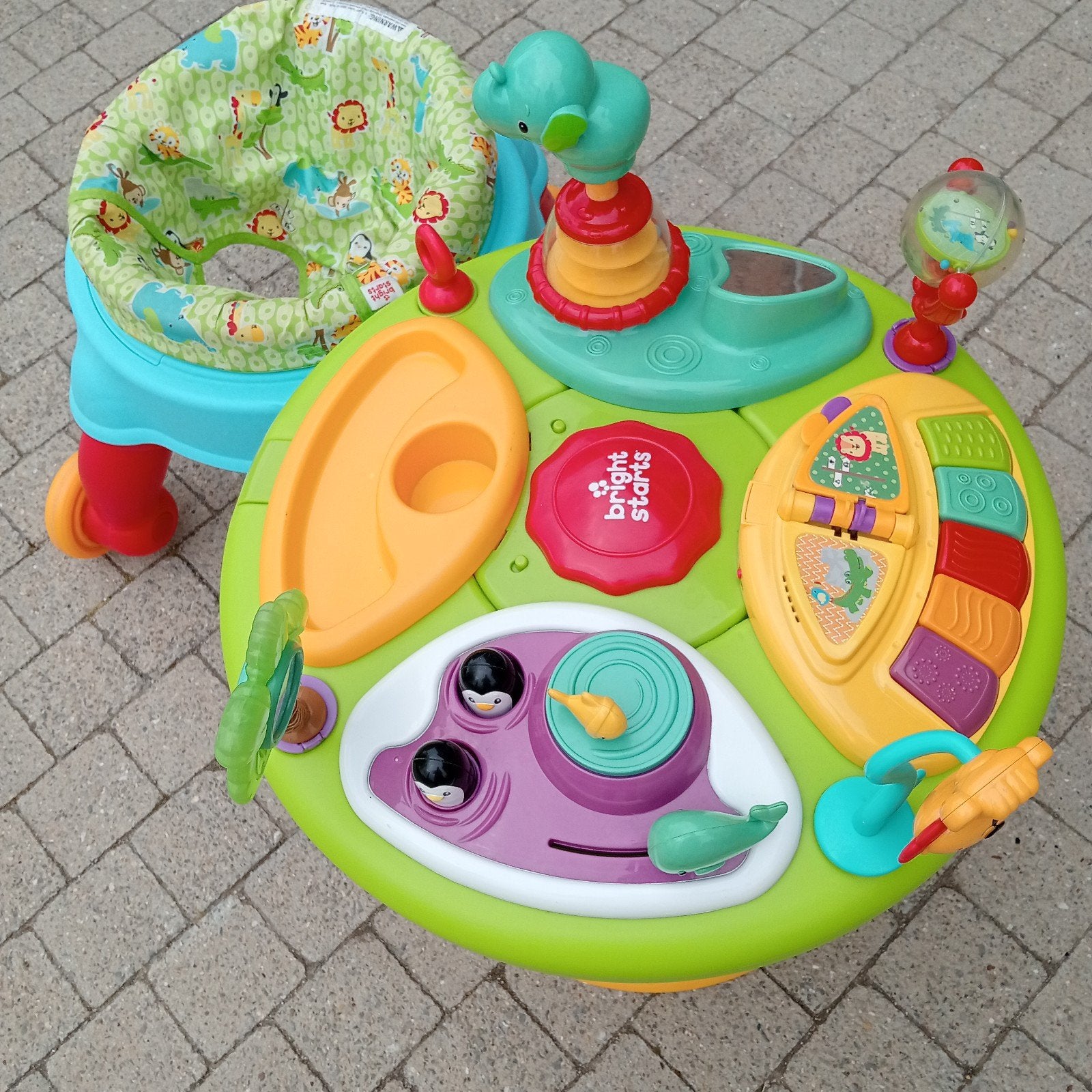 Te koop: Bright Starts activiteiten tafel, Kinderen en Baby's, Ophalen