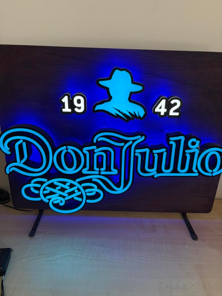 neon verlichting van Don Julio 1942, Verzamelen, Ophalen, Nieuw