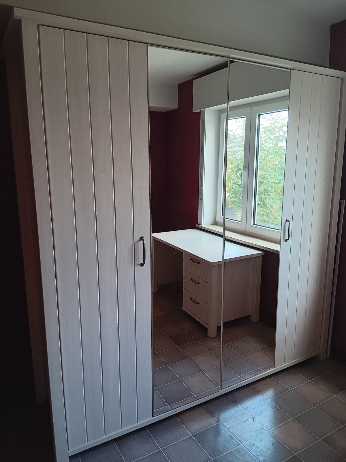 Kleerkast, bureau en ladekast, Huis en Inrichting, Slaapkamer | Complete slaapkamers, Ophalen, Zo goed als nieuw