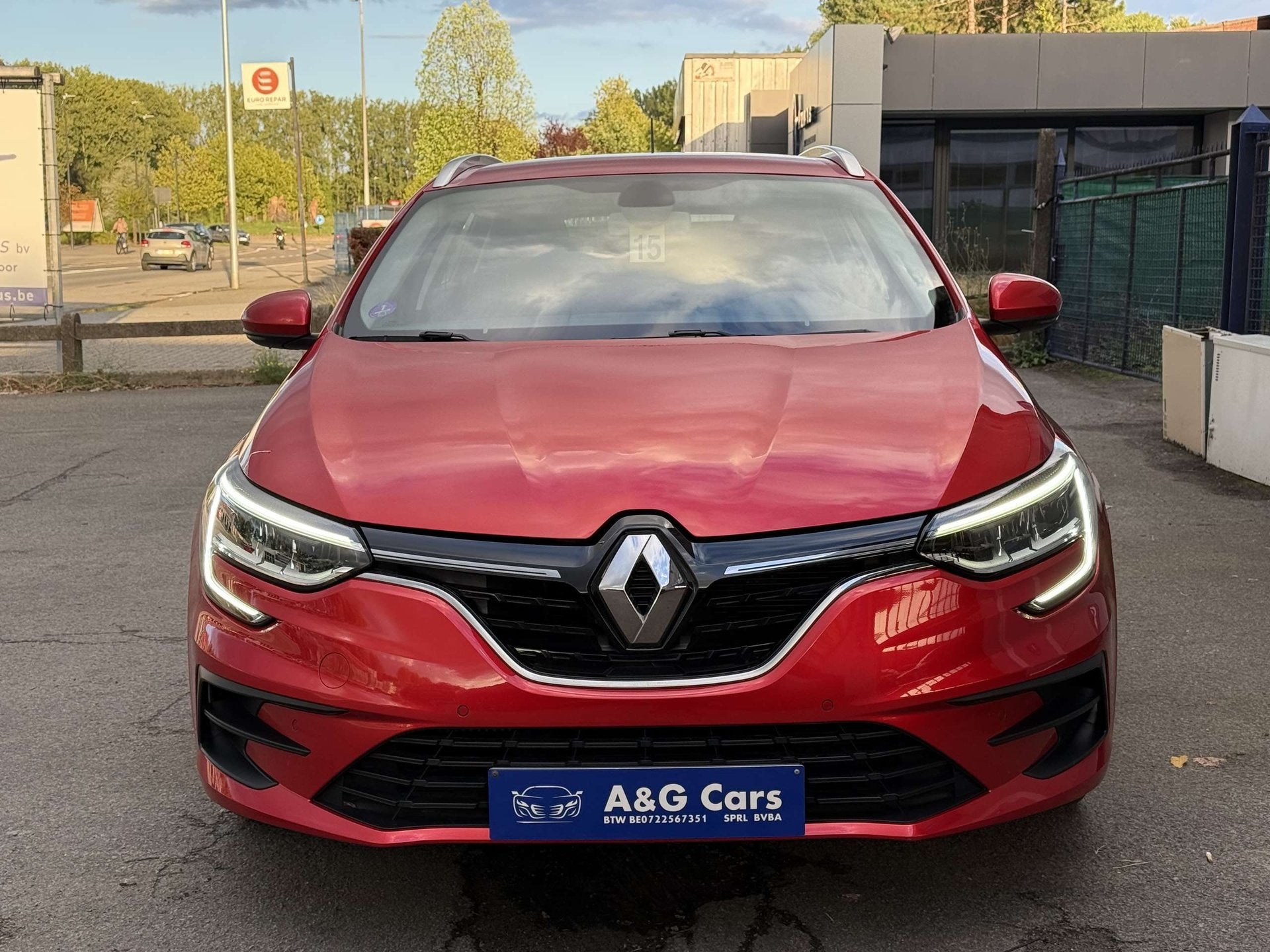 Renault Megane Mégane SW 1.0 TCe Corporate Edit. GPF (Fl.)(, Autos, Rouge, Achat, Euro 6, Entreprise