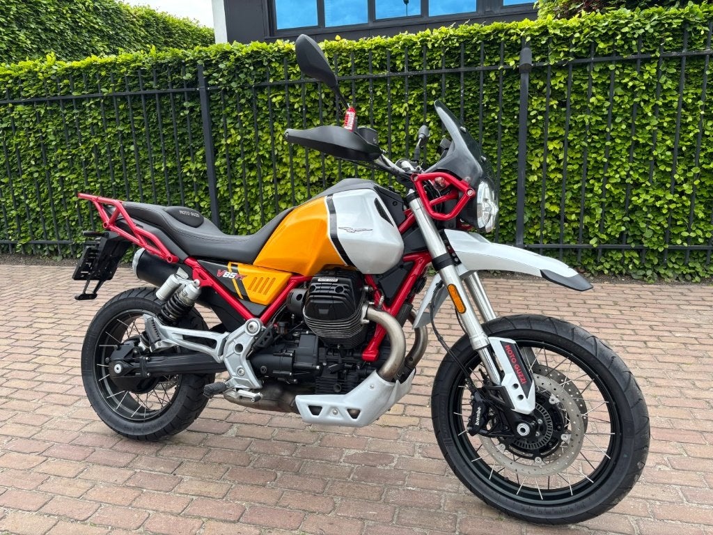 Moto guzzi V85 TT, Motoren, 2 cilinders, Nieuw, Motorrijbewijs A, Bedrijf