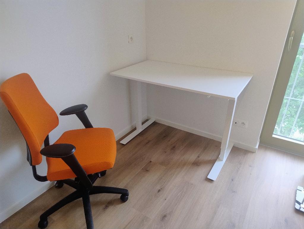 BMA bureaustoel, Comme neuf, Enlèvement, Ergonomique, Orange