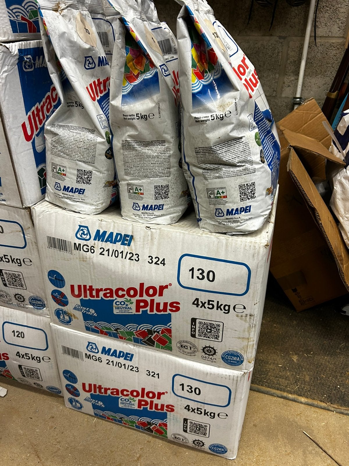 Sac 5kg joint carrelage Mapei Ultracolor plus beige (130), Bricolage & Construction, Enlèvement