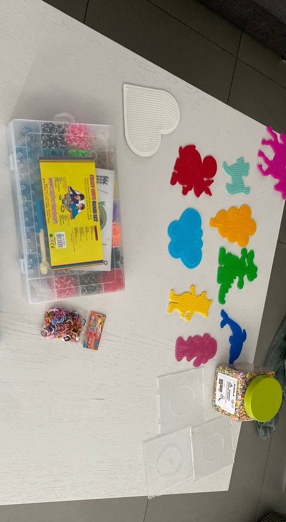 Loembandjes en strijkparels, Ophalen, Zo goed als nieuw