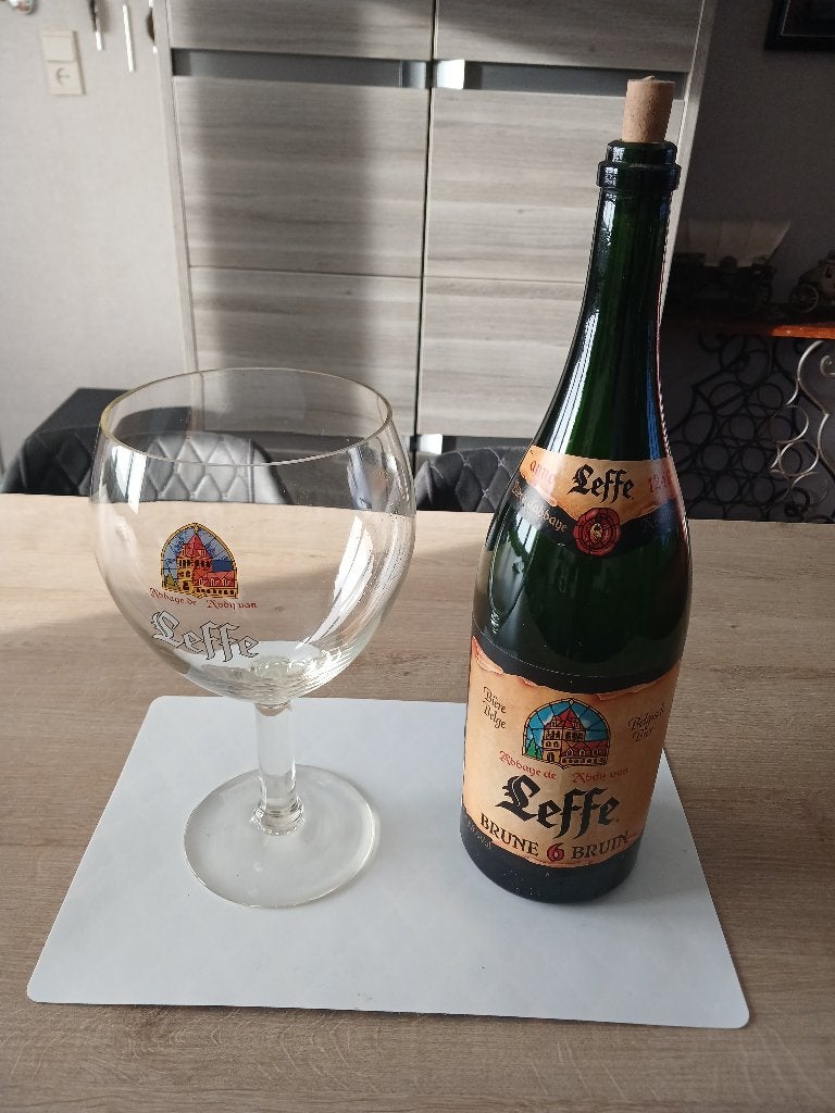 Glas + fles Leffe 2 liter, Enlèvement ou Envoi, Utilisé, Verre ou Verres, Leffe