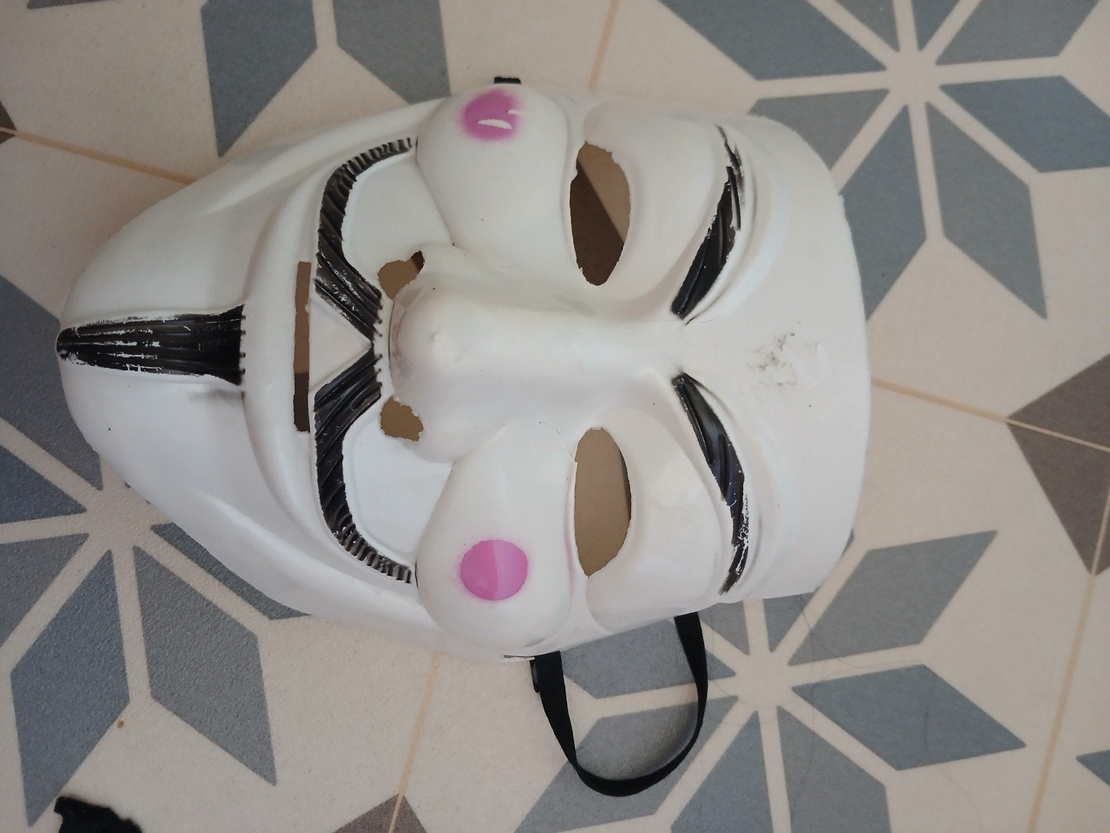 Masker, Enlèvement