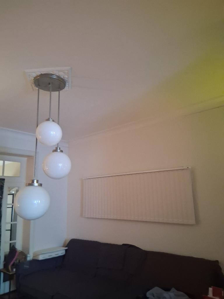 Schitterend ontworpen plafond lamp, Ophalen