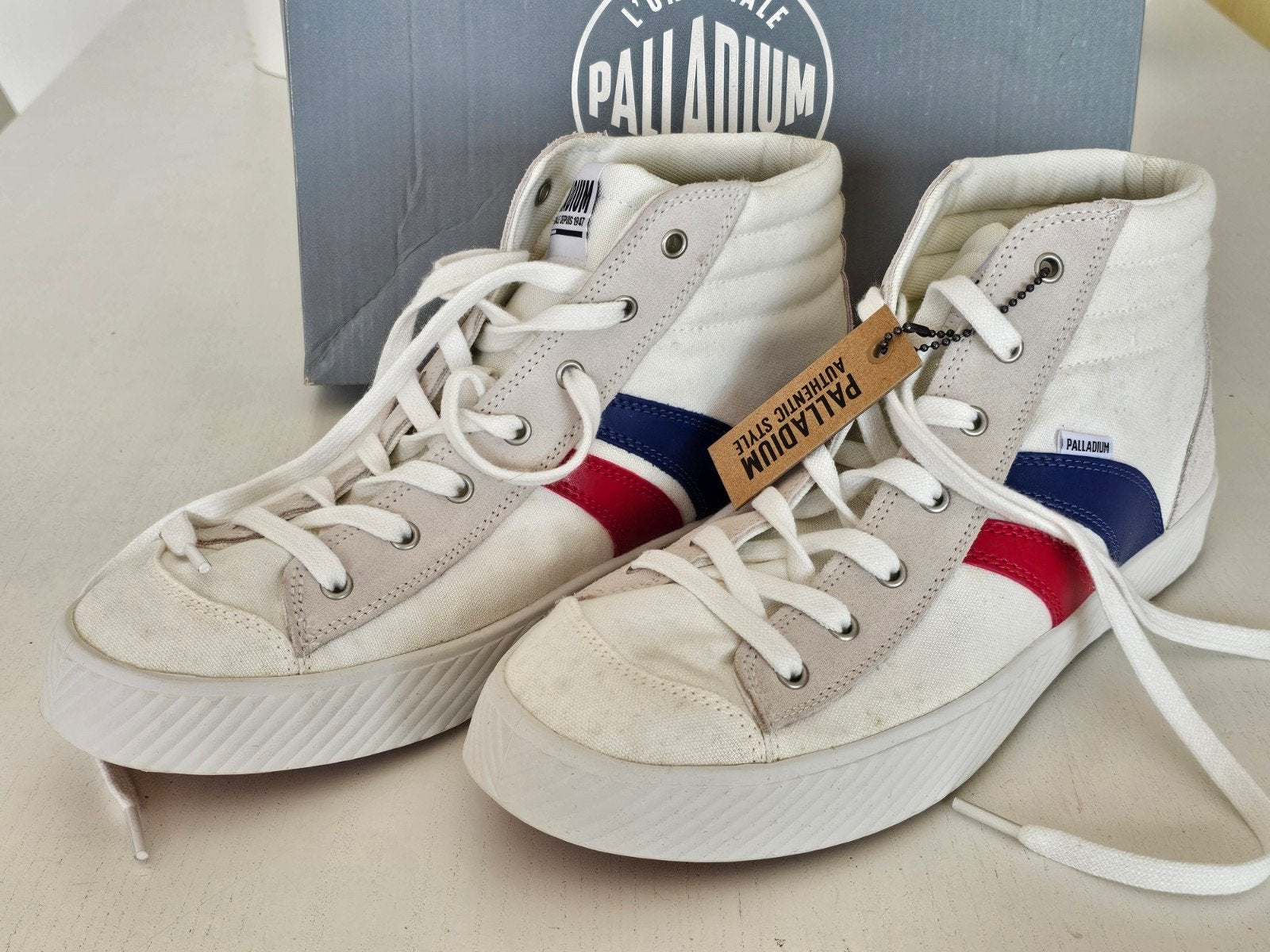 PALLADIUMModèle : PL PHOENIX LCR U (Star White/French) Taill, Enlèvement ou Envoi