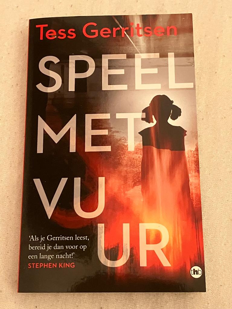 Tess Gerritsen - Speel met vuur, Boeken, Ophalen of Verzenden, Nieuw, Tess Gerritsen