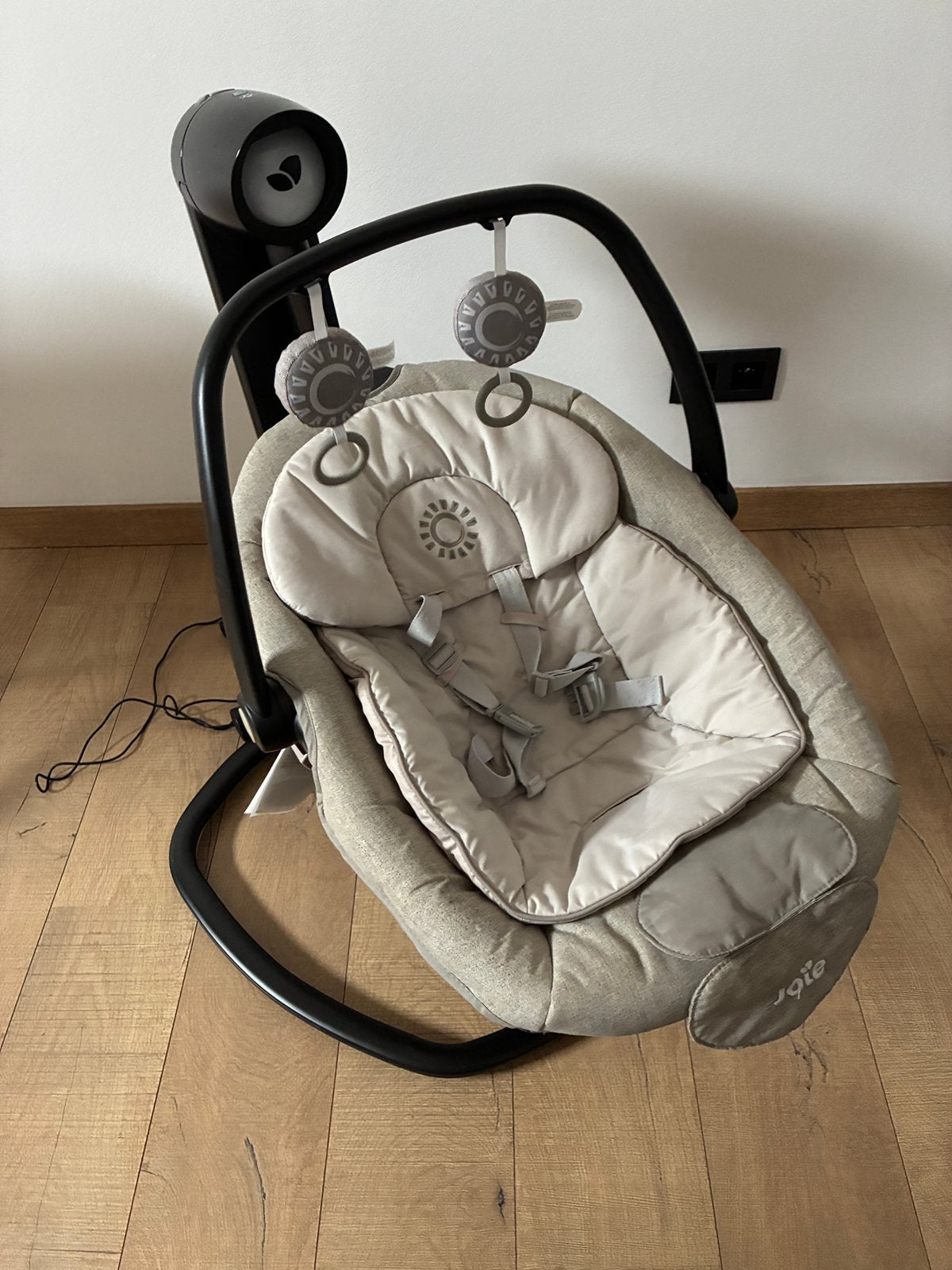 Balançoire et transat 2 en 1 pour bébé Joie Serina, Enlèvement, Comme neuf, Chaise rebondissante