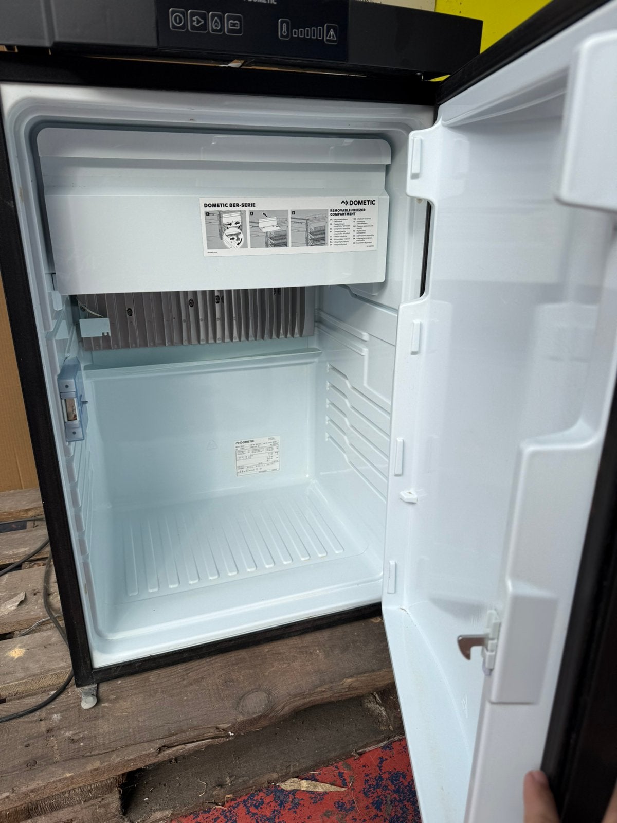 Réfrigérateur à absorption 12 V/230 V/gaz pour camping-car, Moins de 60 cm, Congélateur, Encastré, Enlèvement