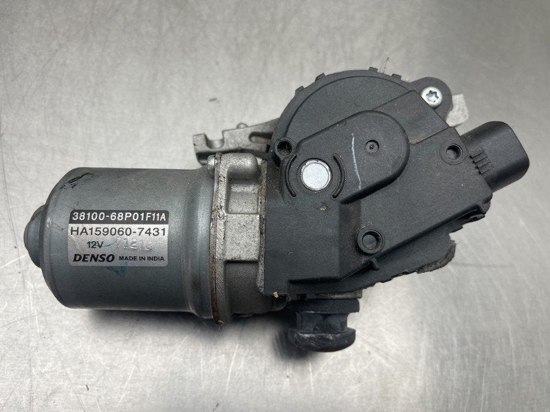 MOTEUR ESSUIE-GLACE AVANT Suzuki Baleno (EW / FW), Utilisé, Suzuki