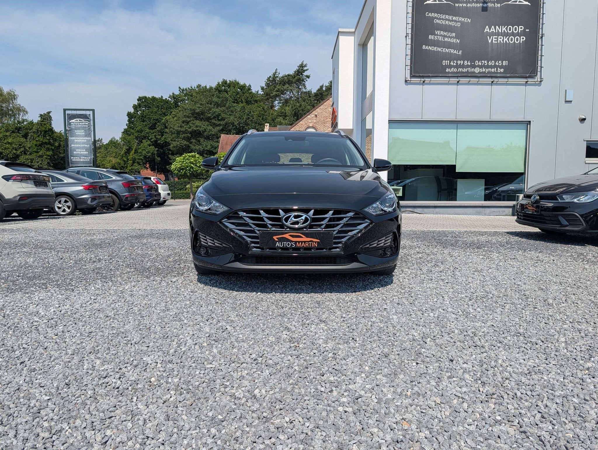 Hyundai i30 Wagon 1.5 MHEV | CAMERA | NAVI/CARPLAY | TREKHAA, Auto's, Stof, Gebruikt, 4 cilinders, Zwart