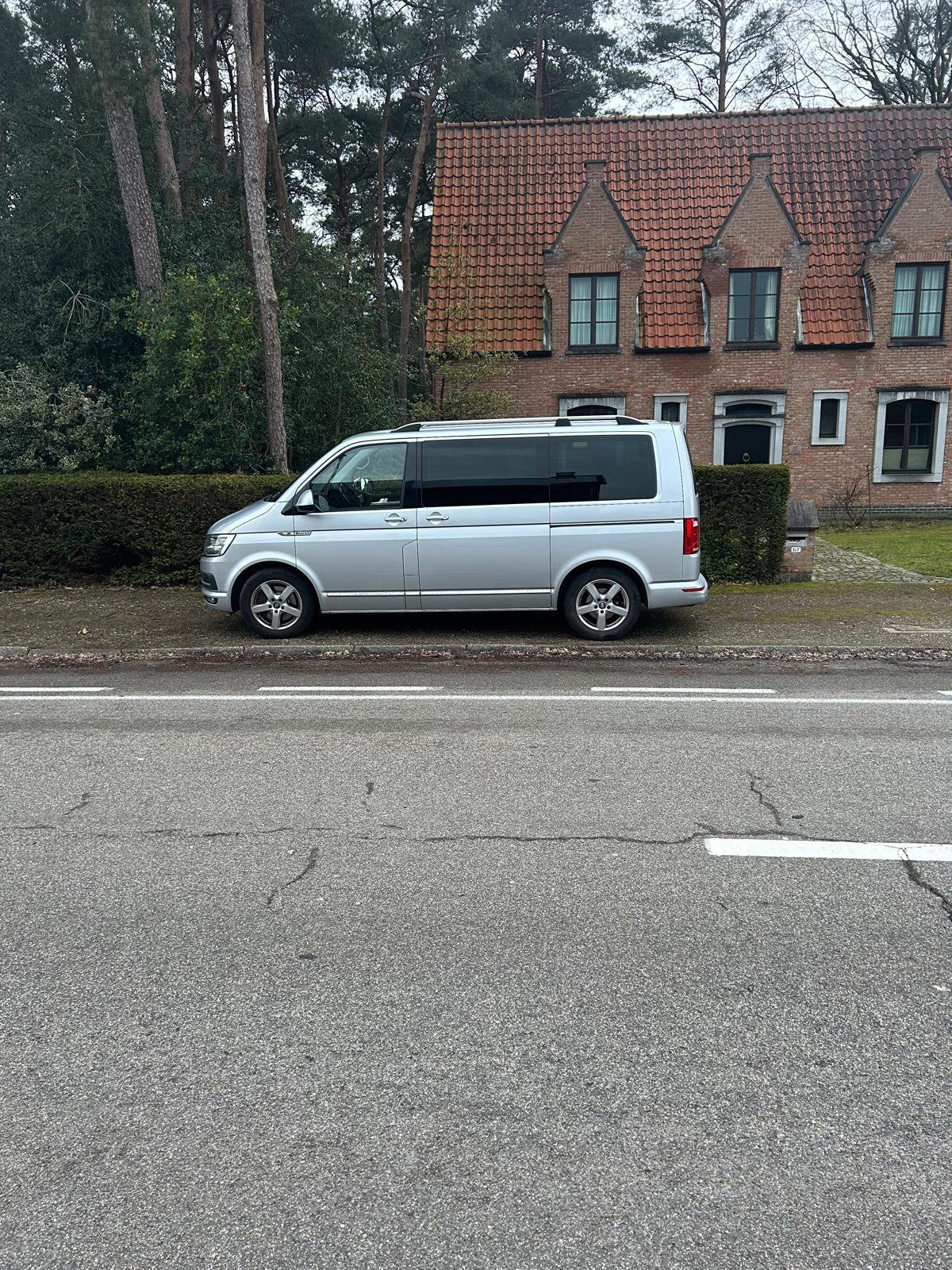 Volkswagen Transporter Bulli Multivan 2.0 TDI 204 PK full, Automaat, 4 deurs, 7 zetels, Leder