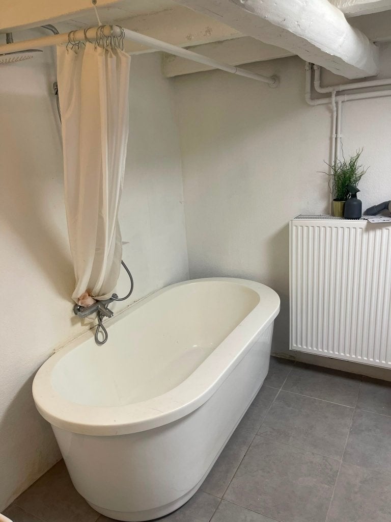 Badkuip, Huis en Inrichting, Badkamer | Complete badkamers, Ophalen, Gebruikt, Met bad
