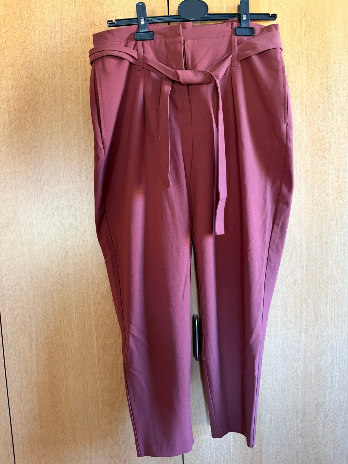 Bordeaux broek only maat 38, Maat 38/40 (M), Ophalen of Verzenden, Zo goed als nieuw, Lang