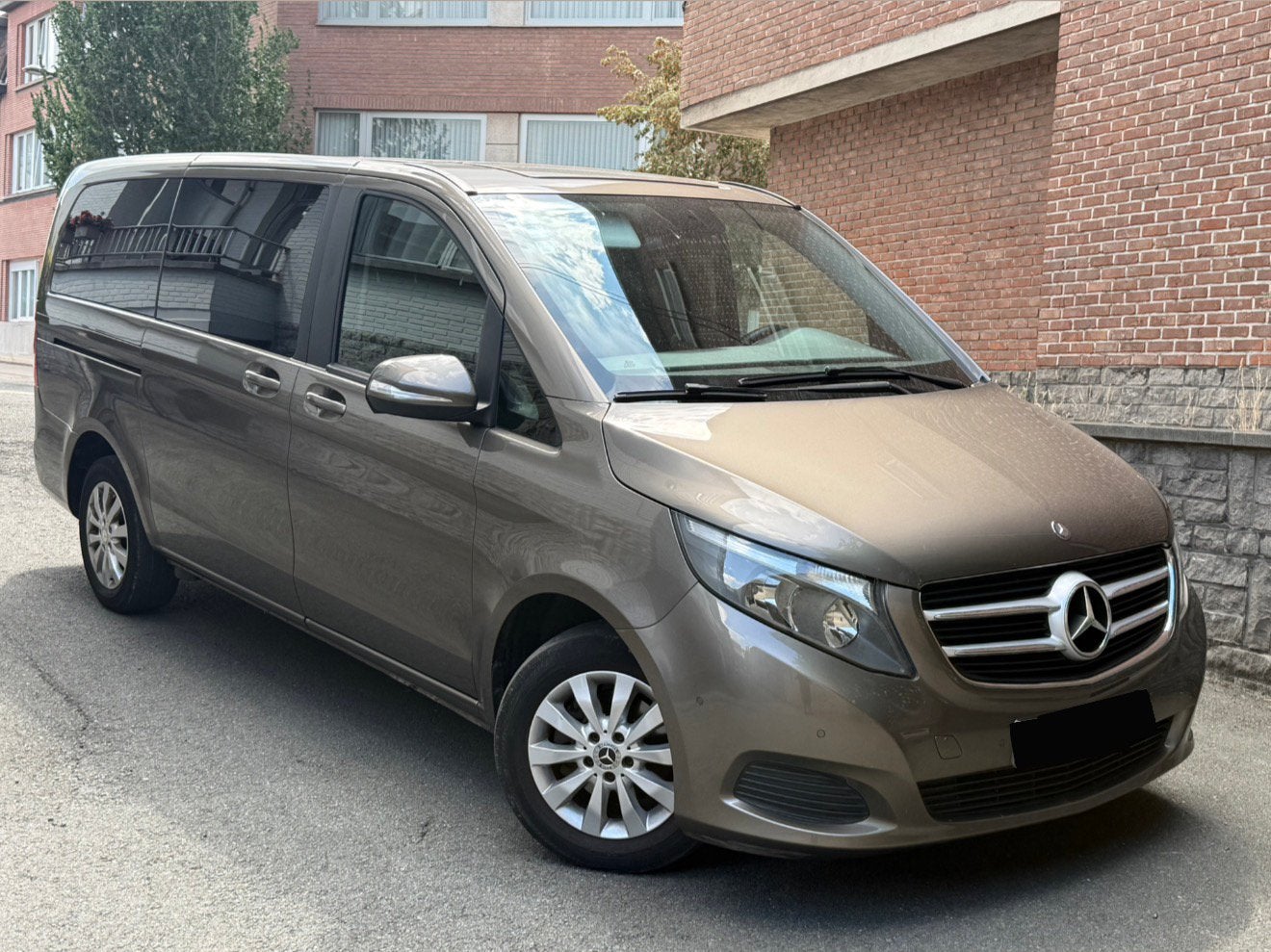 Mercedes-Benz V220d automatique Euro6b 180 000 km, Euro 6, Noir, 5 portes, Diesel