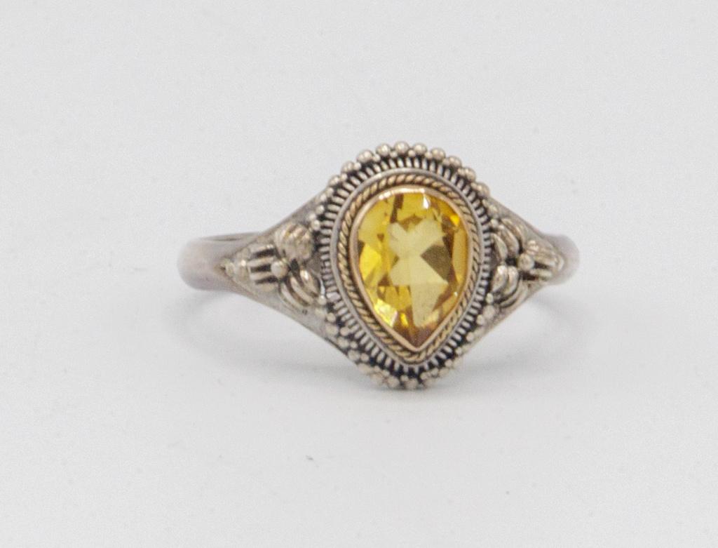 Mooie zilveren ring ,vintage met fraaie citrine, Geel, Ophalen of Verzenden, Zo goed als nieuw, 17 tot 18