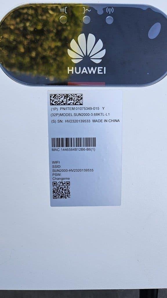 Omvormer zonnepanelen, Ophalen, Zo goed als nieuw, Compleet systeem, 200 wattpiek of meer