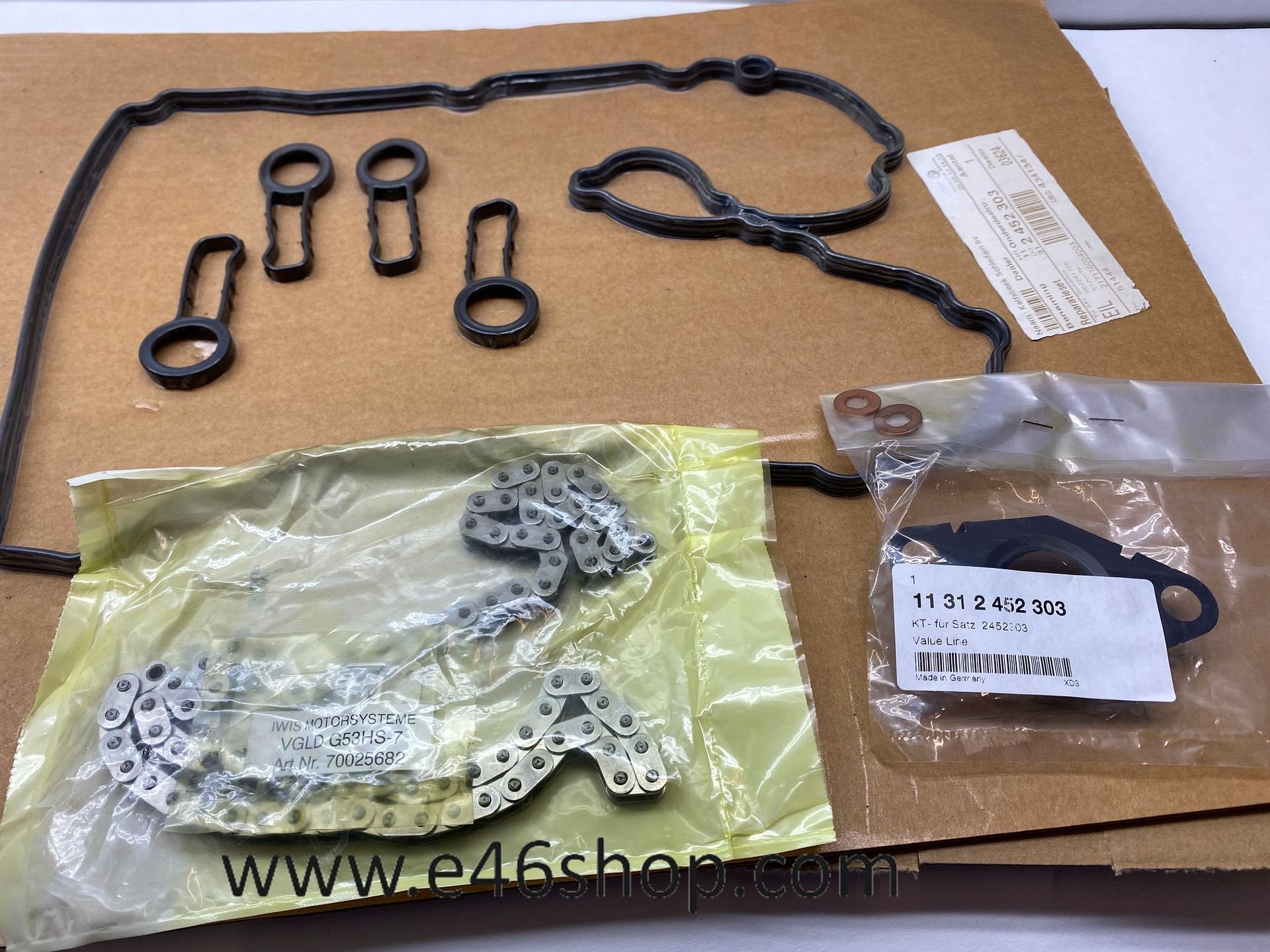 DISTRIBUTIE SET BMW OE 11312452303 N47 DIESEL NIEUW, -, -, Nieuw, Ophalen of Verzenden